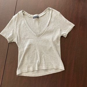 Brandy Melville Cropped Gray Top